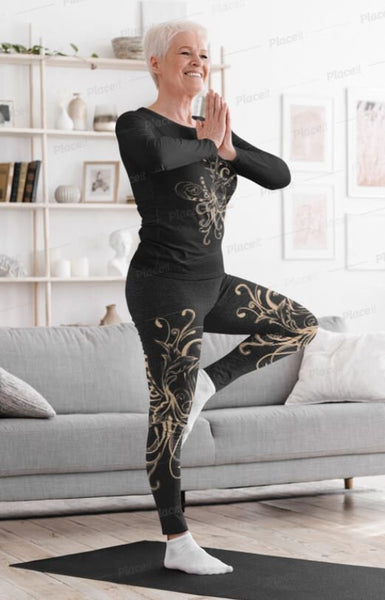 Gold Motif Design Stylish Trendy Motif Design Modern Printed Women&#39;s Cut & Sew Leggings in various sizes and  colors