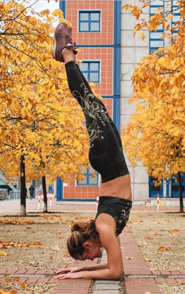 Gold Motif Design Stylish Trendy Motif Design Modern Printed Women&#39;s Cut & Sew Leggings in various sizes and  colors