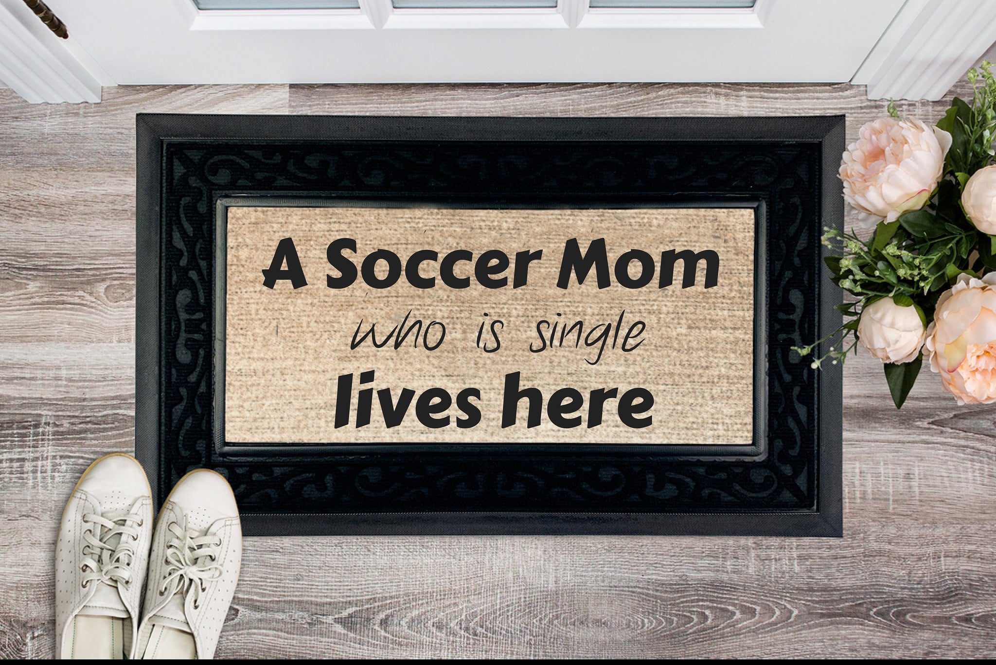 Single Soccer Mom Lives Here Heavy Duty Door Mat,Funny Unique Aunt/Mom Gift,Gifts for Mom Day/Housewarming/Birthday/Christmas/Anniversary