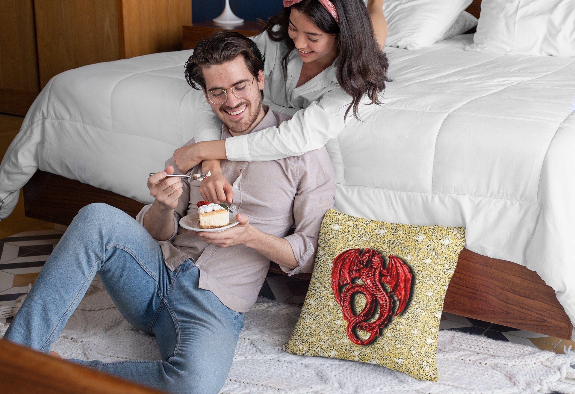 3D Gold Lucky Dragon Cushion Cover, Gift for Birthday/New Year/Housewarming/Graduation/Valentine/Wedding/Couple/Halloween,GOT Dragon Lovers